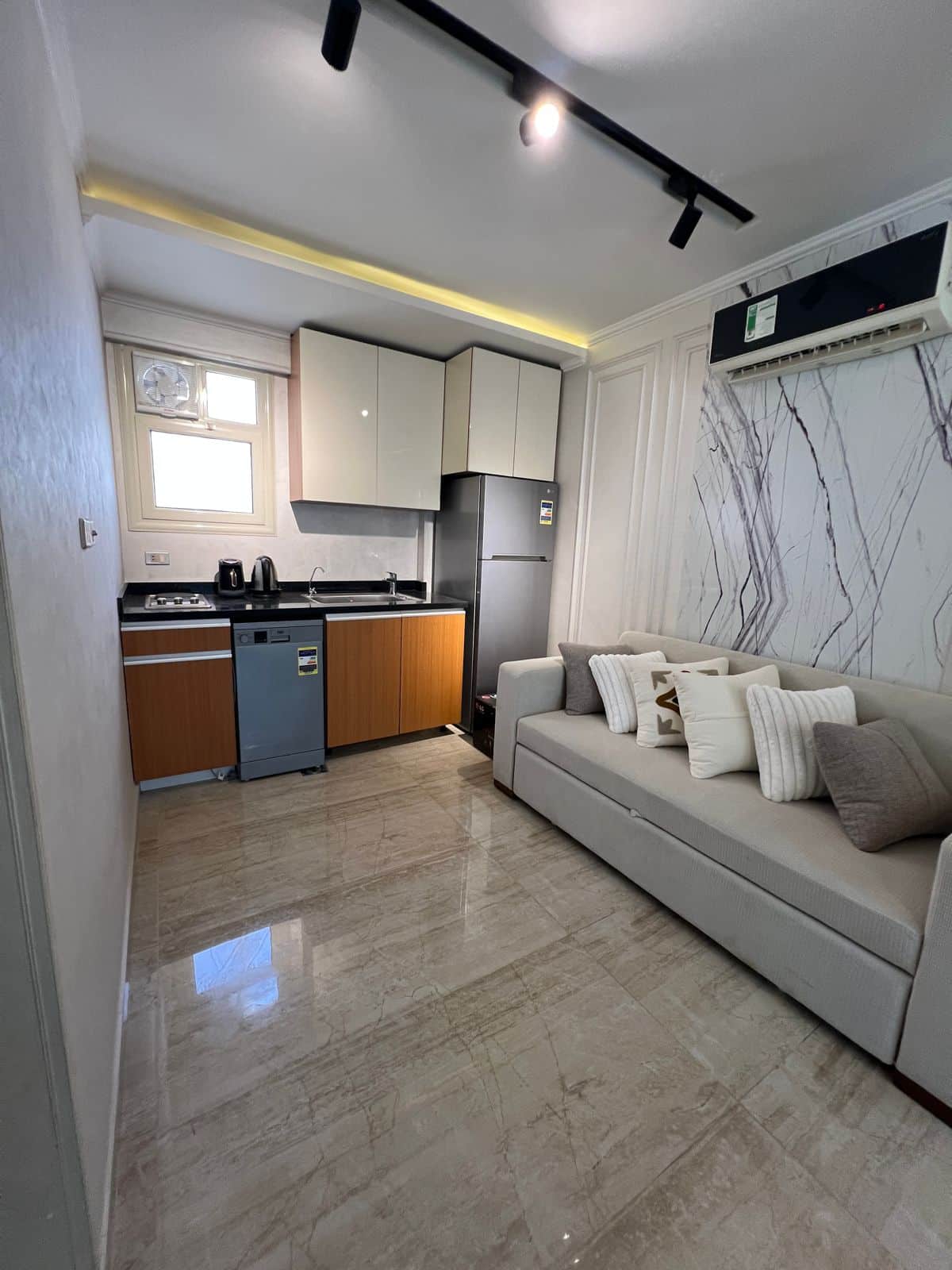 Studio Fully Furnished Ready To Move
