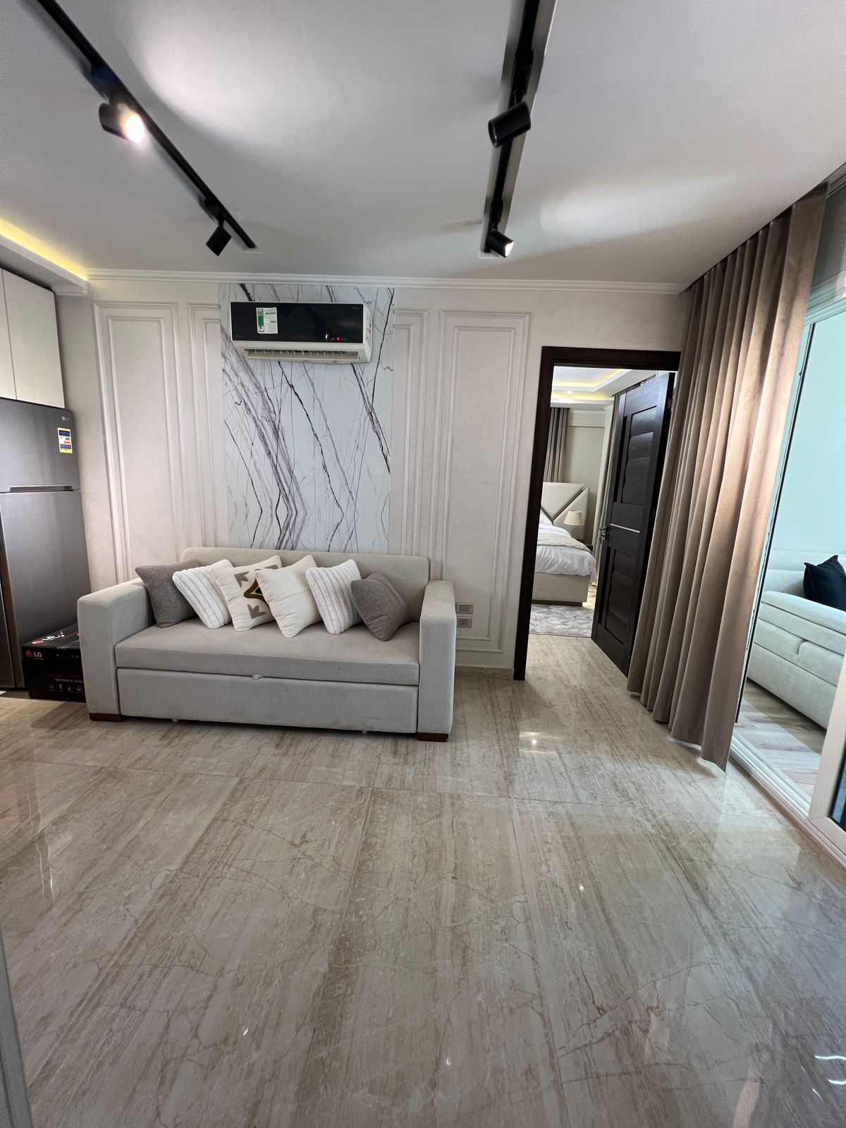 Studio Fully Furnished Ready To Move
