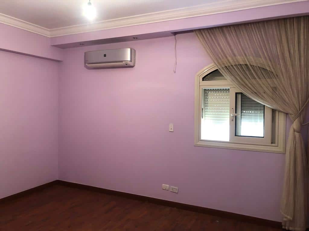 شقه 126 م عمارات ضباط الجيش