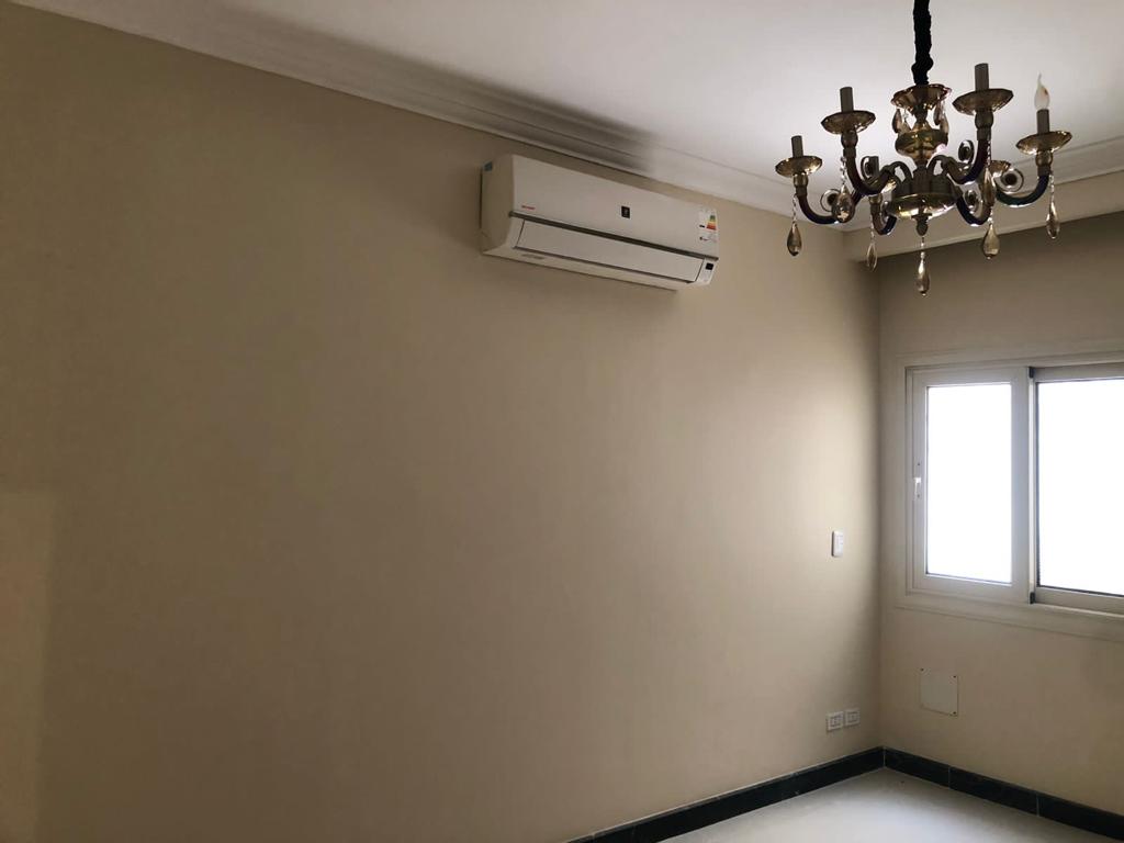 شقه 126 م عمارات ضباط الجيش